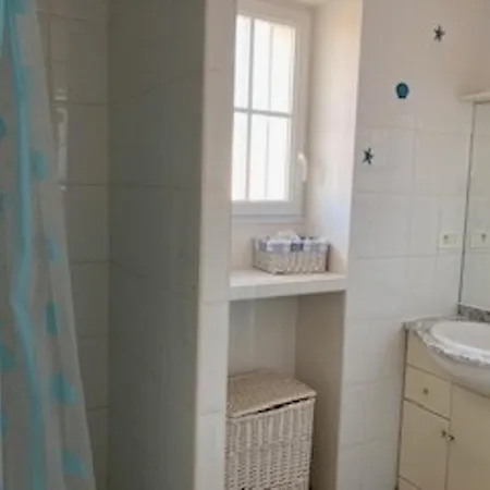 Vakantiehuis Maison A - 4 Pers, Proche - Fr-1-823-155